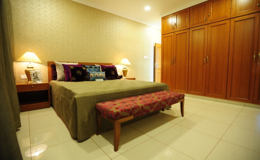 golden-opulence-gallery
