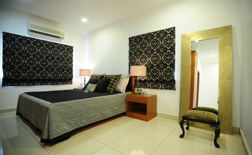golden-opulence-gallery